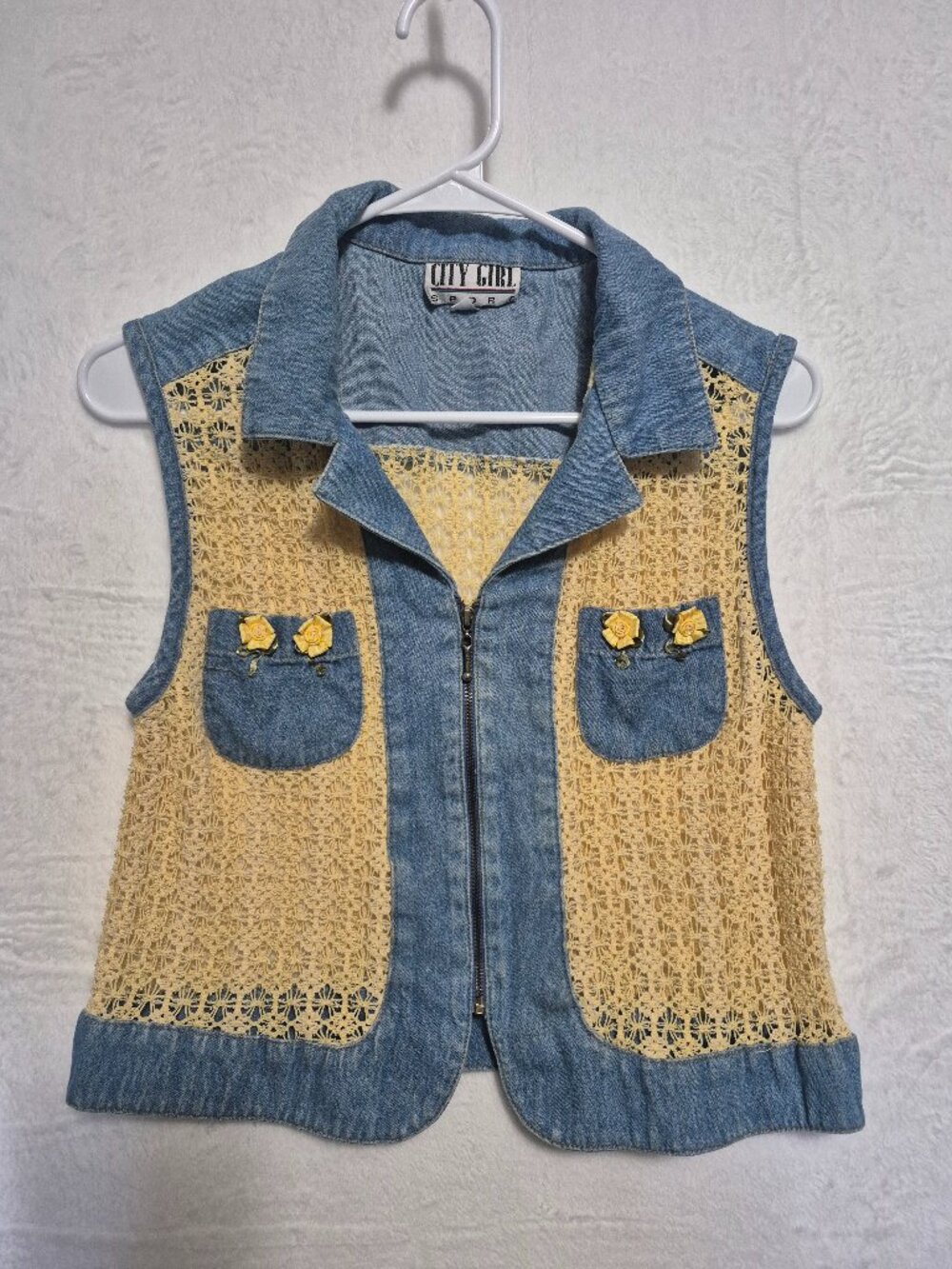 Vintage Denim Crochet Vest Roses 90s Y2K Cottagecore Western Festival Sz 10